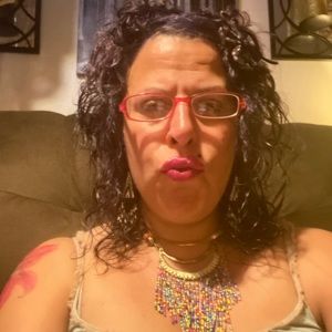 Meet your Posher, Harmany